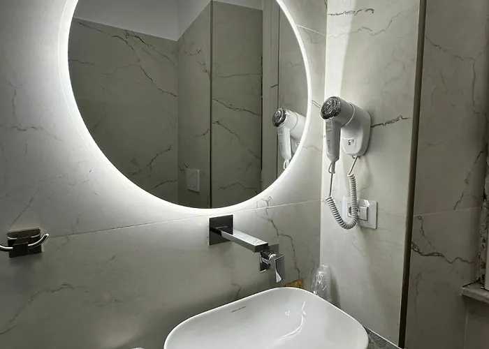 Lodi Hotel