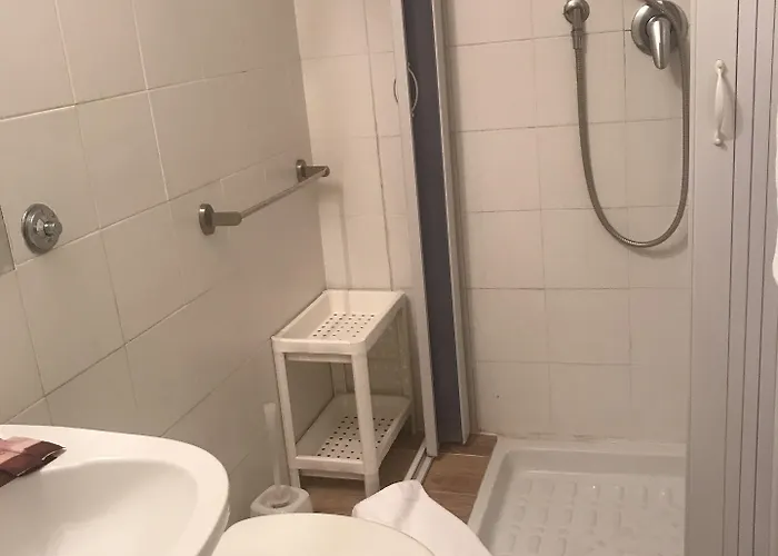 Lodi Otel 2*