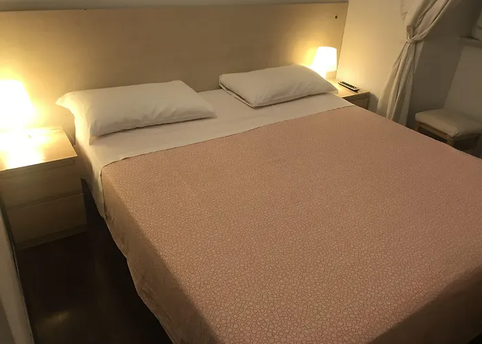 Lodi Otel Roma