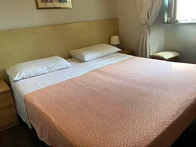 Lodi Otel 2*