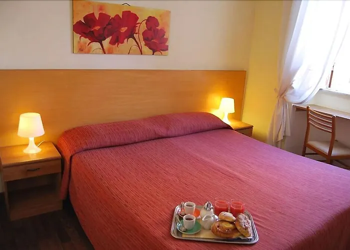 Lodi Otel Roma